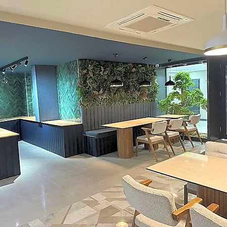 Heaven Premium Airport 3*