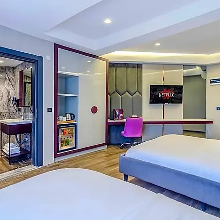 Heaven Premium Airport 3*