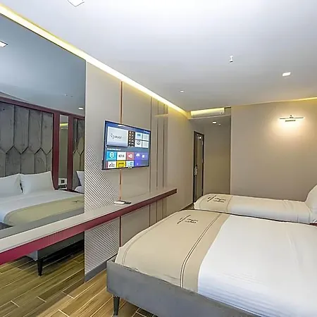 Heaven Premium Airport Hotel 3*